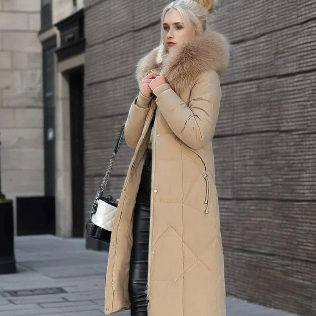 Długi damski płaszcz zimowy z regulowanym kapturem