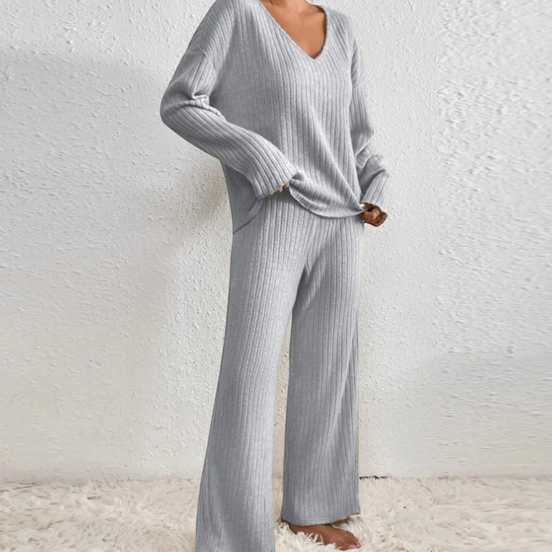 Damski prążkowany komplet dresowy o swobodnej formie