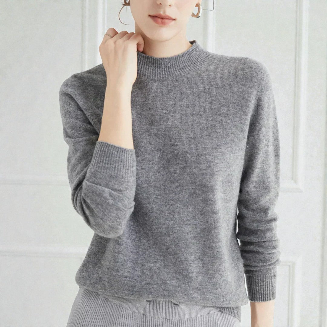 Damski zimowy sweter o uporządkowanej formie