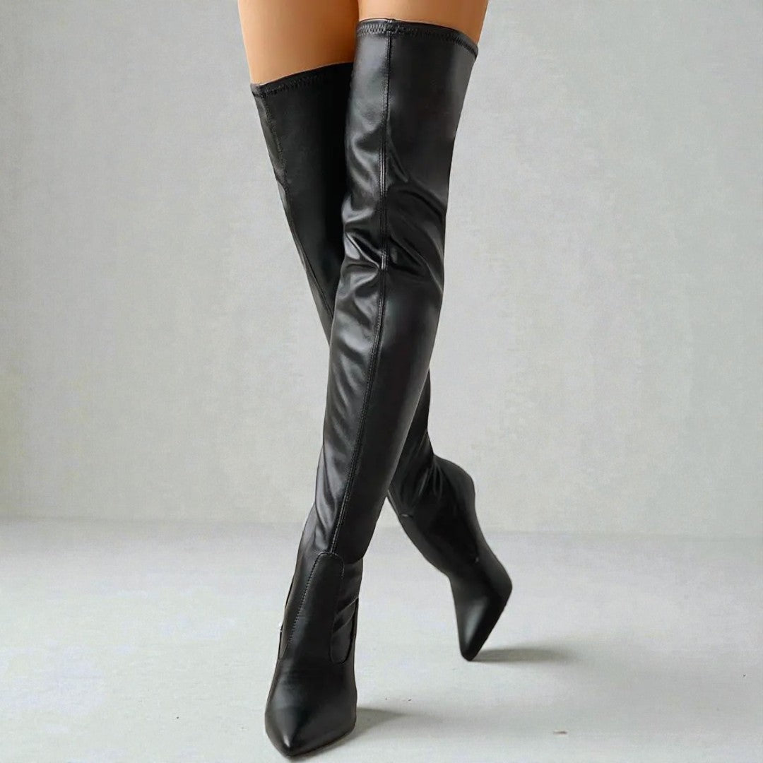 Damskie kozaki za kolano na wysokim obcasie - Czarny