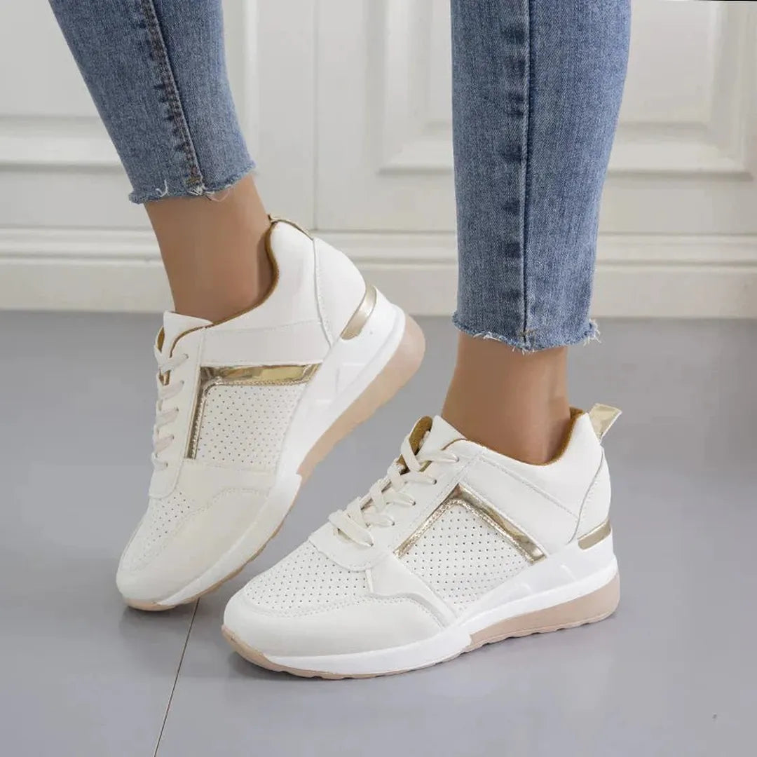 Damskie sneakersy z perforowanymi panelami bocznymi