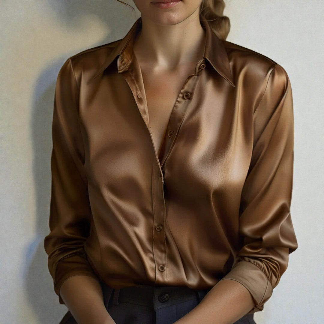 Damska bluzka z klasycznym kołnierzykiem