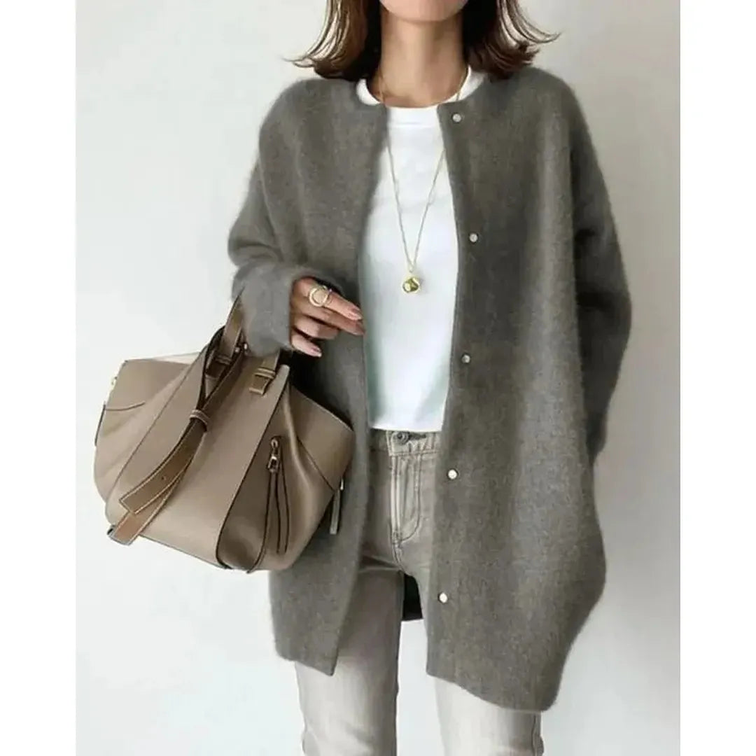 Kardigan o ponadczasowym kroju - Szary