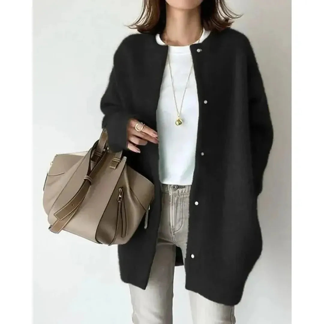 Kardigan o ponadczasowym kroju - Czarny