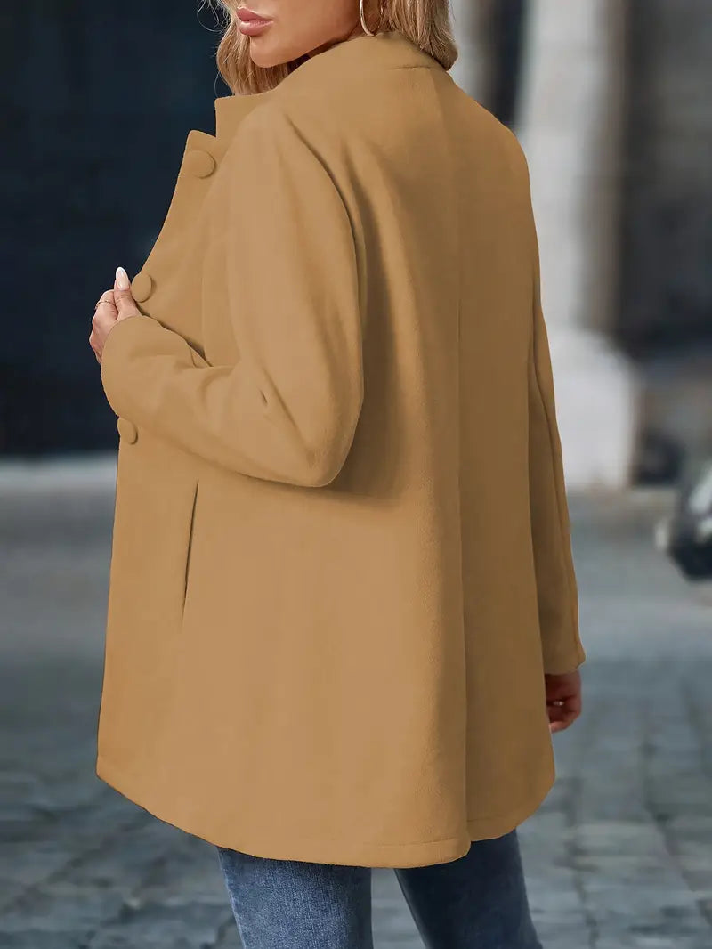 Kurtka jesienna damska - dłuższy fason z okrągłym dekoltem i ozdobnymi guzikami