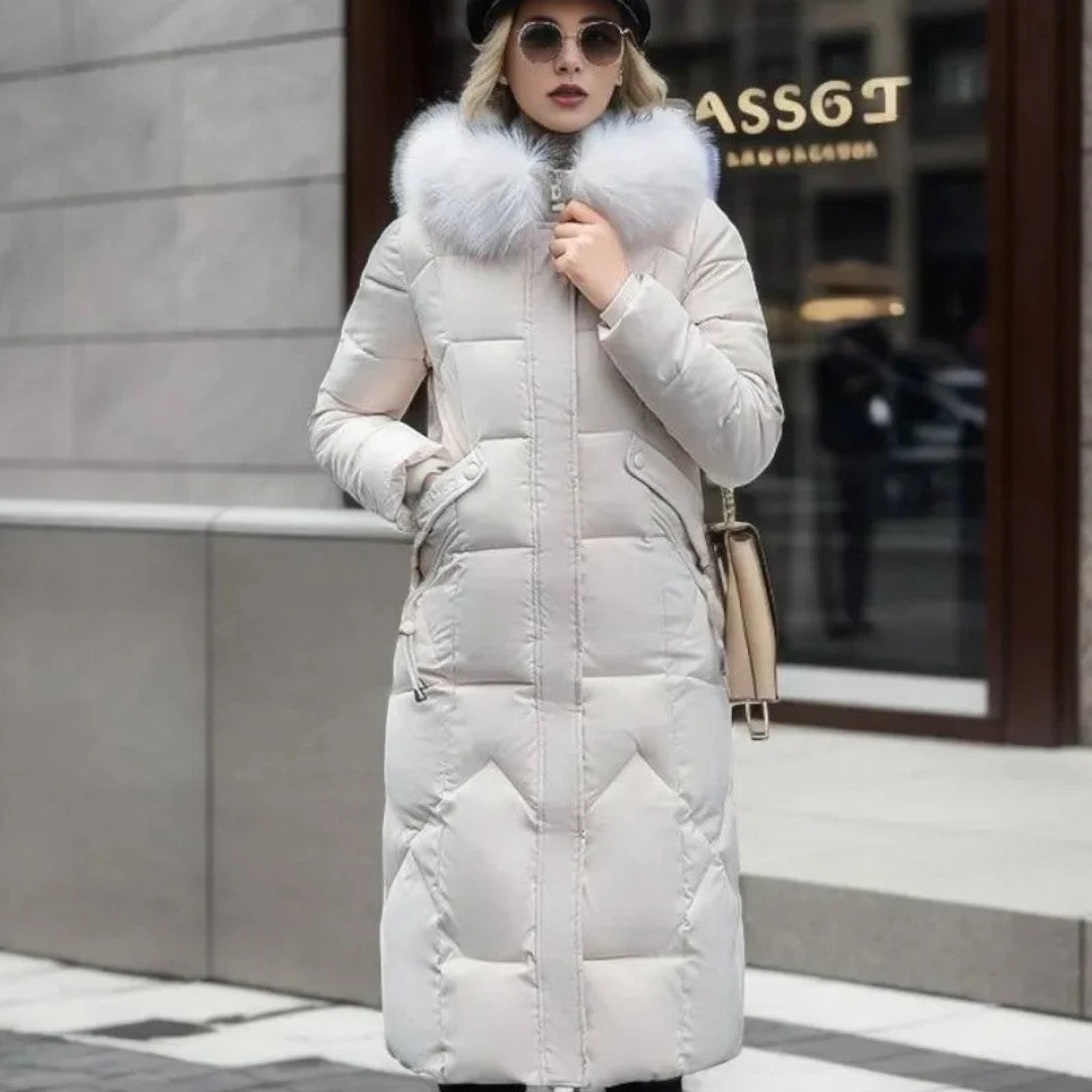 Długi damski płaszcz zimowy z regulowanym kapturem