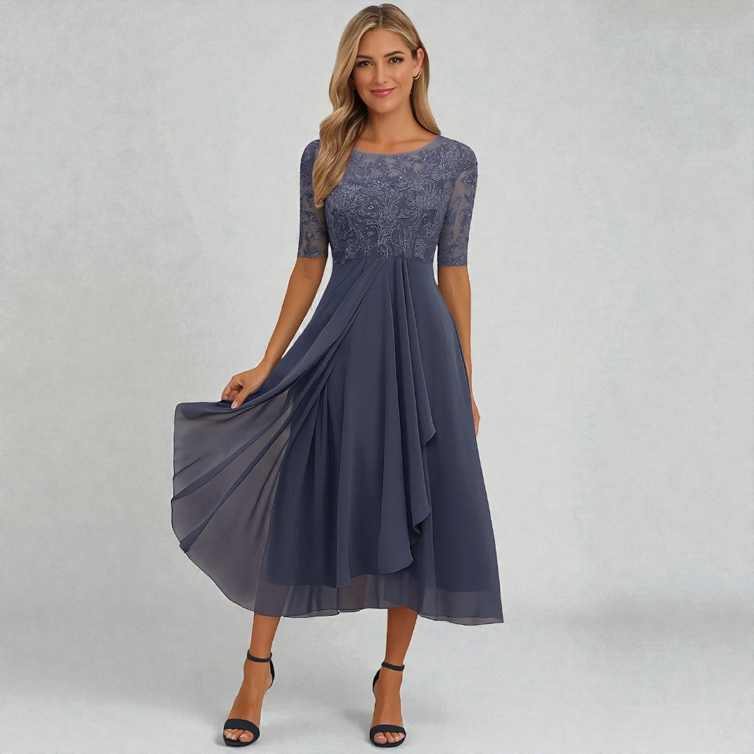 Damska sukienka midi z subtelnymi warstwami