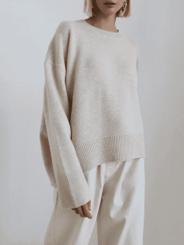 Sweter Damski - Luźny Fason z Okrągłym Dekoltem