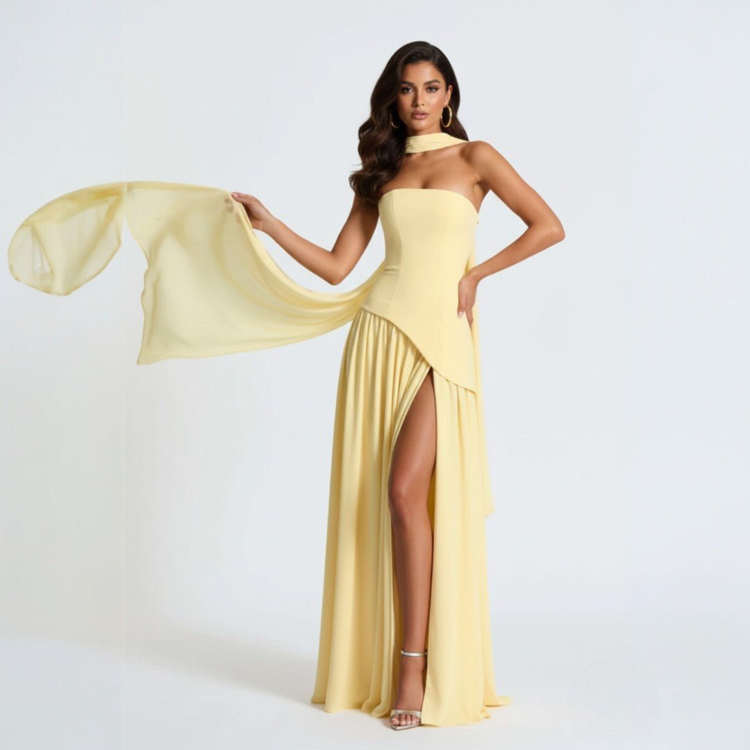 Damska wieczorowa sukienka maxi z rozkloszowanym dołem - Żółty