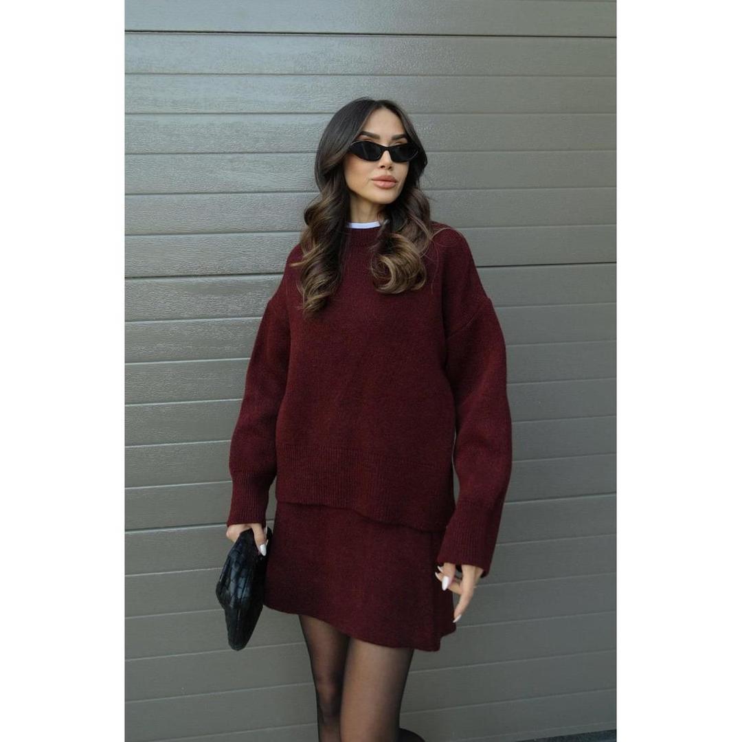 Damski Komplet Z Swetrem I Spódnicą