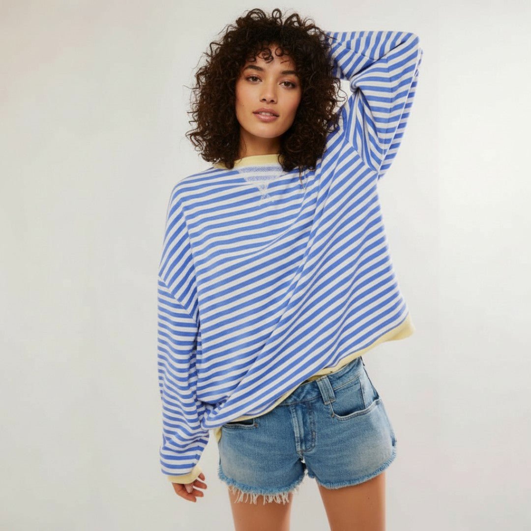 Damski sweter w paski o swobodnym kroju - Jasnoniebieski