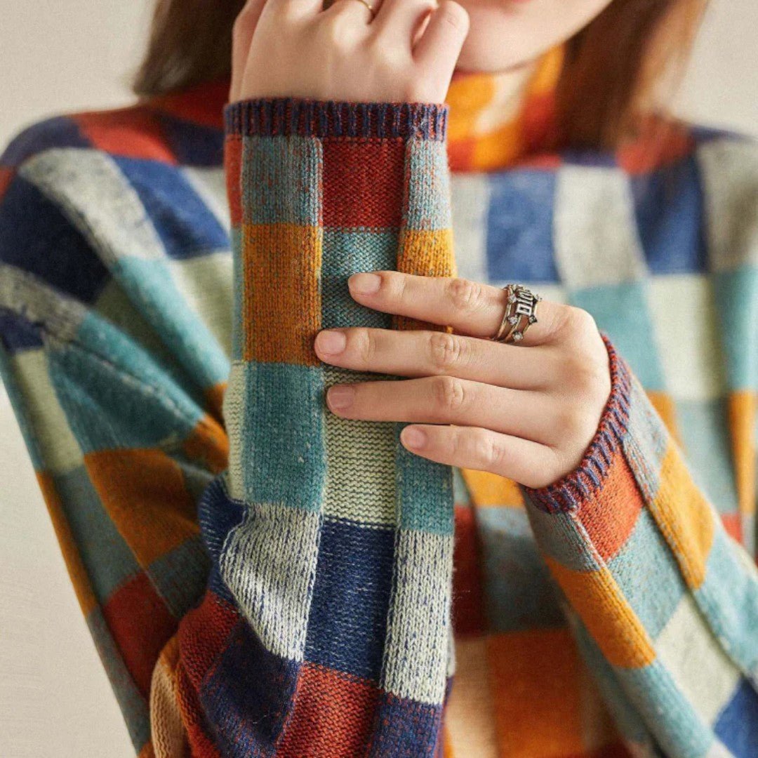 Damski zimowy sweter w kratę - Wielokolorowy