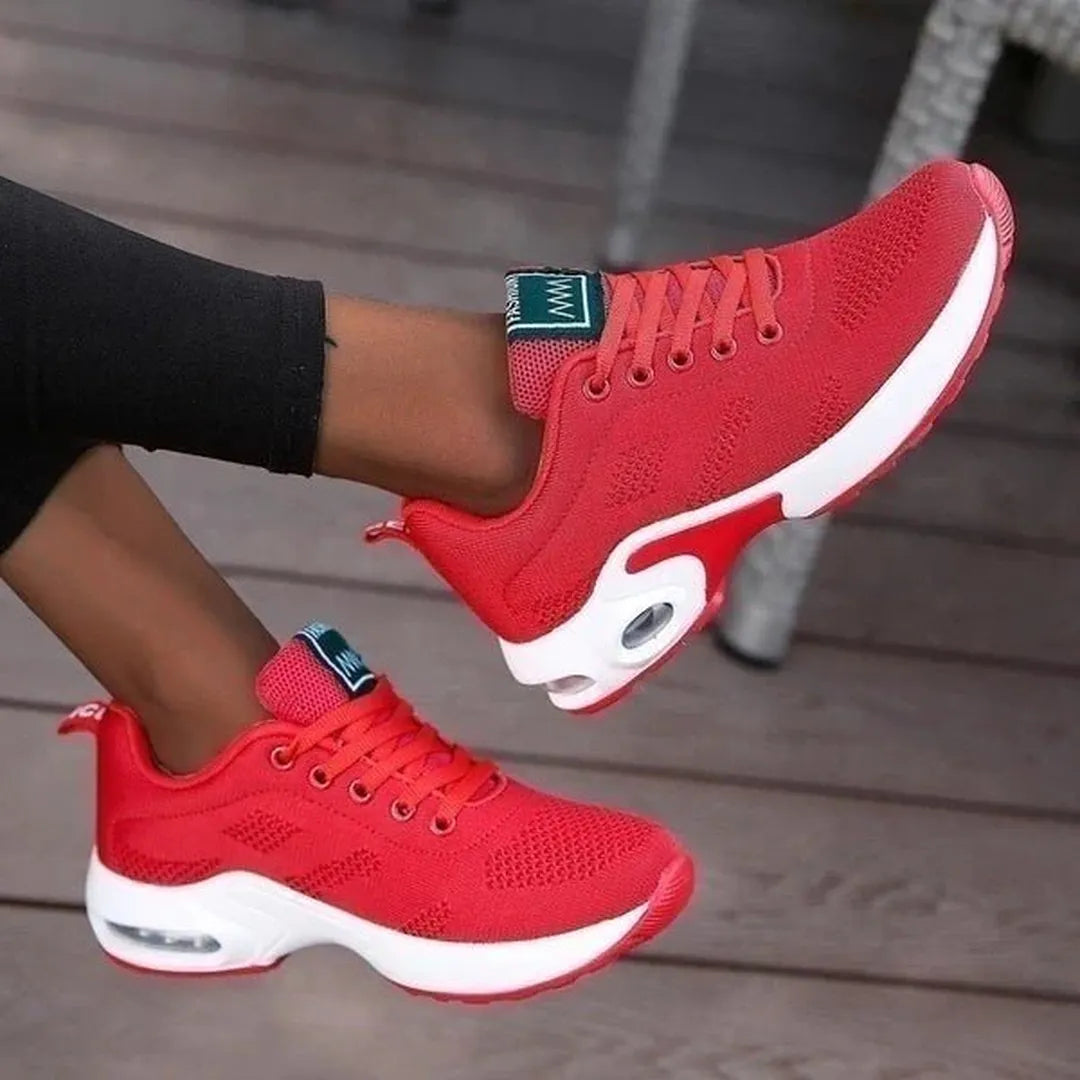 Damskie sneakersy z perforowaną cholewką