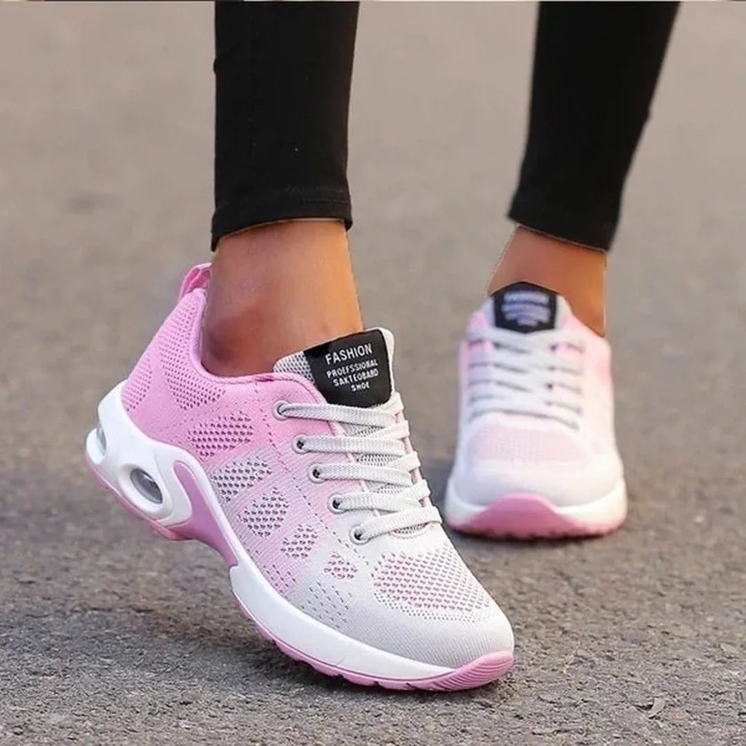 Damskie sneakersy z perforowaną cholewką